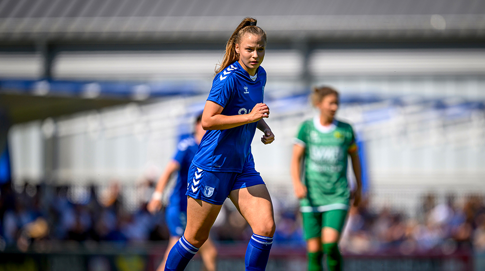Fußballspielerin Lena Magas auf dem Spielfeld (Foto: Norman Seidler/Clubfotograf 1. FCM)