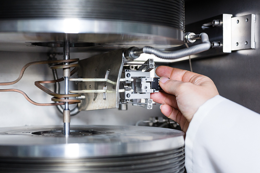 Probeneinbau Probeneinbau